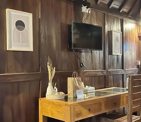 Pemulan House Guest house 3*