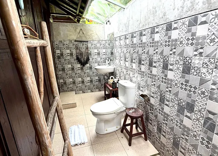 Pemulan House Guest house